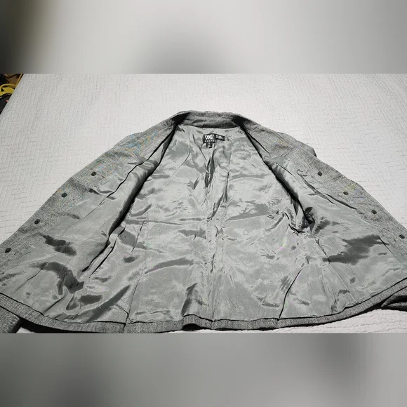 Business or casual blazer - Picture 3 of 9